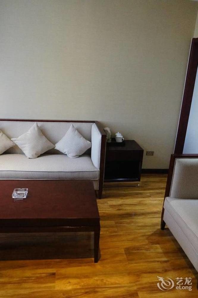 Sunshine Holiday Hotel Liaocheng Exteriér fotografie